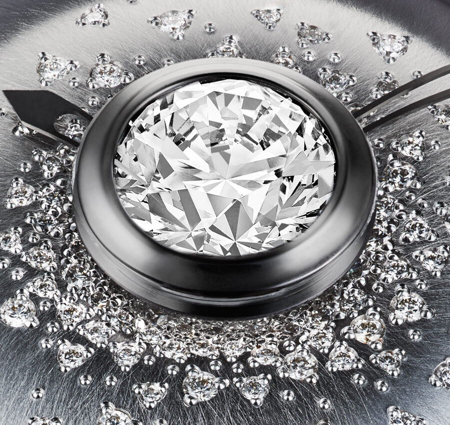 Cadran en Or Brossé Sertie de Diamants
