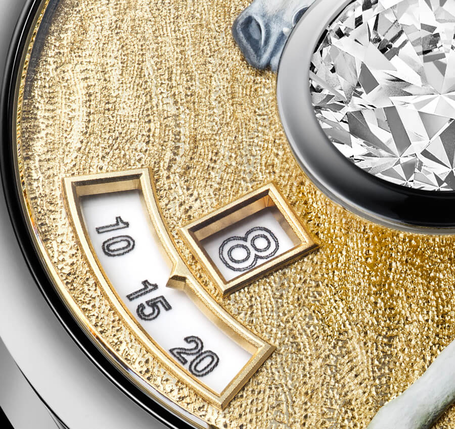 Hammered Yellow Gold Dial